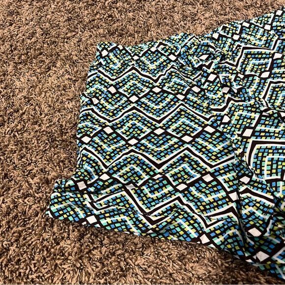 Vera Bradley Rainforest Lounge Short - Picture 3 of 9